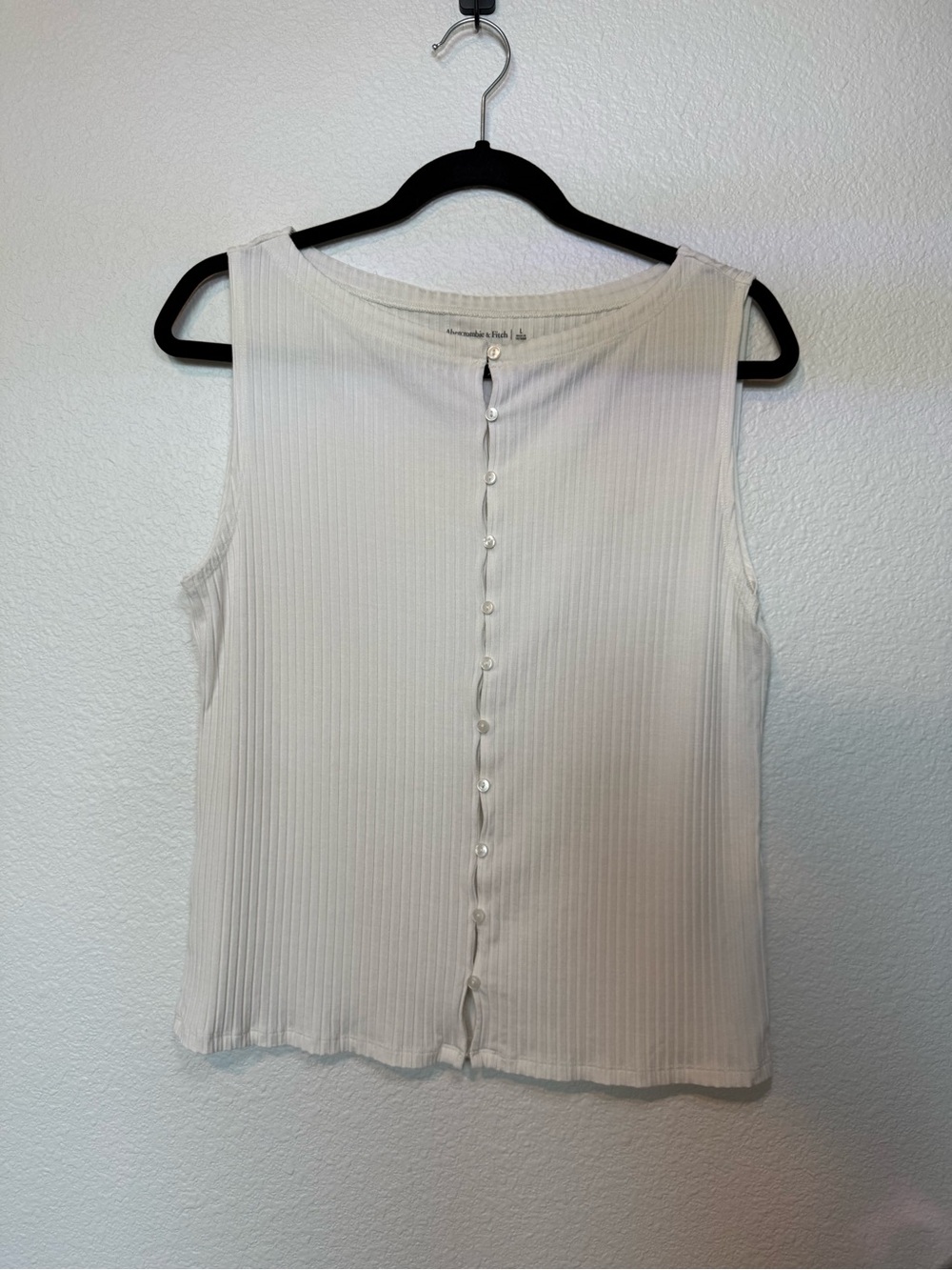 Abercrombie Sleeveless Ivory Button-Back Ribbed Tank Top